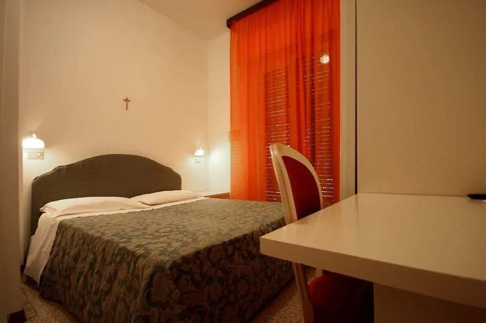 Hotel Albergo Leonarda Rimini