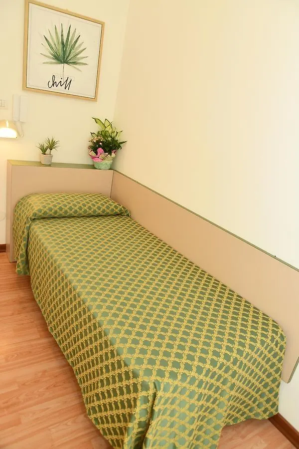 Albergo Leonarda Rimini 2*,  Italy